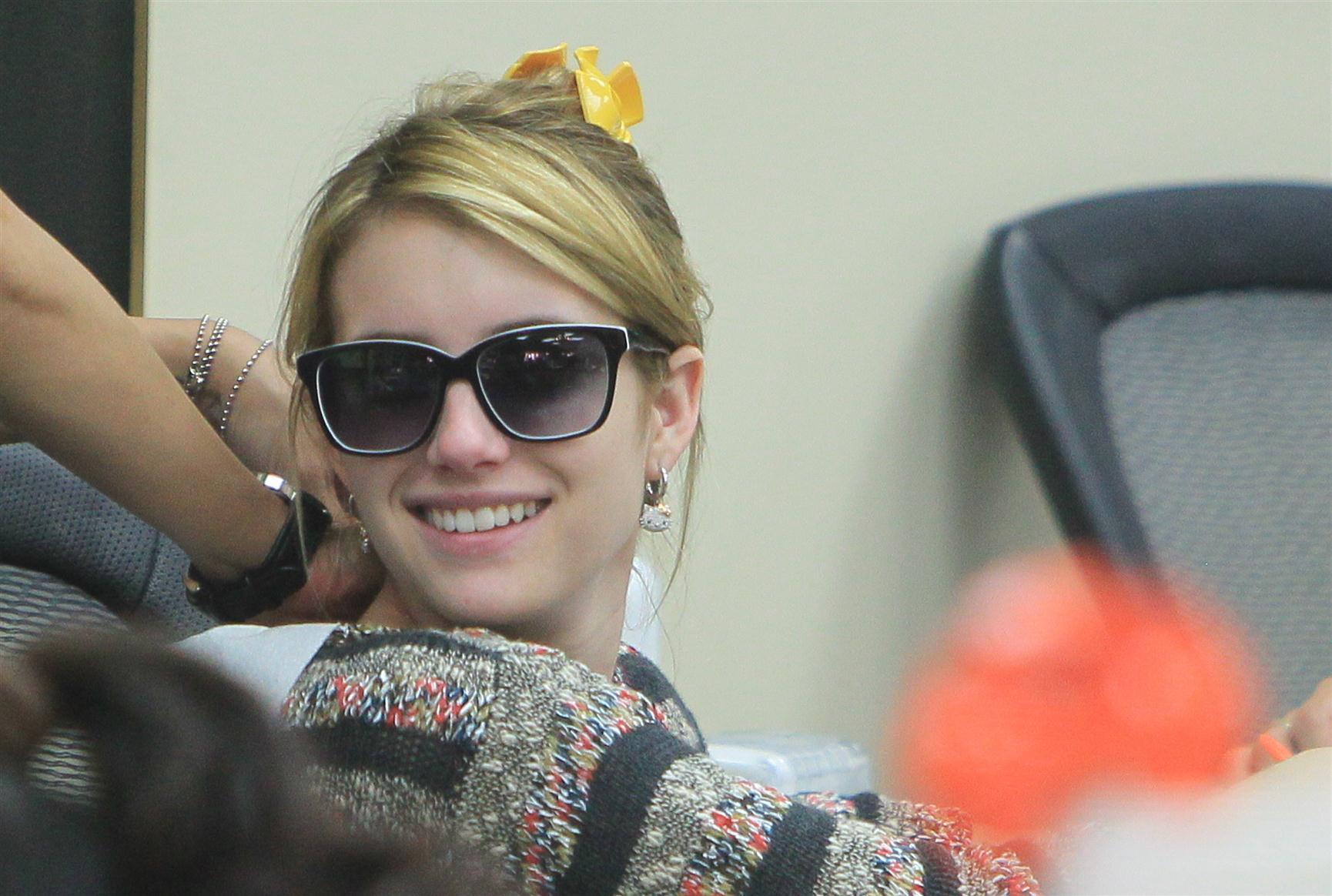 Emma Roberts leaving a nail salon in Beverly Hills photos | Picture 63928